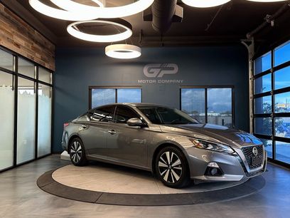 Used 2022 Nissan Altima 2.5 SL