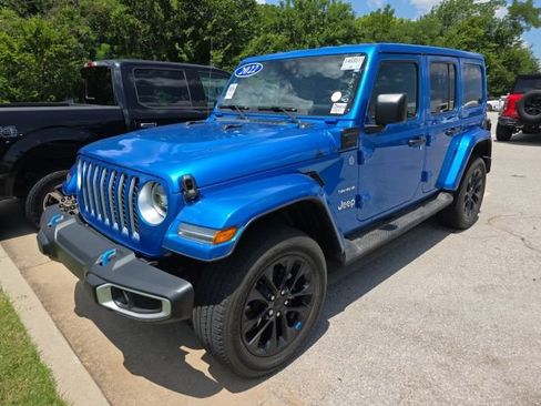 Used 2022 Jeep Wrangler Unlimited Sahara w/ Safety Group AWD/4WD image 1