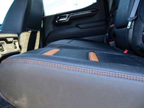 Certified 2023 GMC Sierra 1500 AT4 w/ AT4 Preferred Package image 25