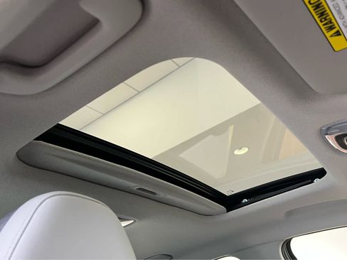 New 2026 Hyundai Elantra Limited image 21