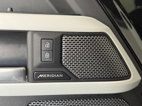 Used 2024 Land Rover Defender 110 S AWD/4WD image 27