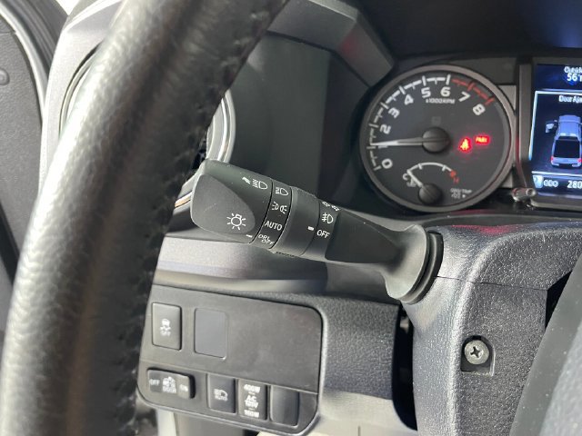 Used 2023 Toyota Tacoma TRD Off-Road AWD/4WD image 14