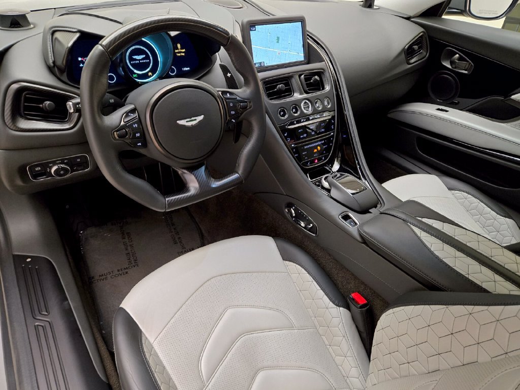 Used 2020 Aston Martin DBS Superleggera RWD image 19