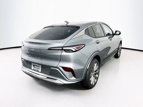 New 2025 Buick Envista Avenir image 7