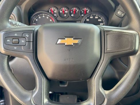 Used 2024 Chevrolet Silverado 2500 Custom AWD/4WD image 11