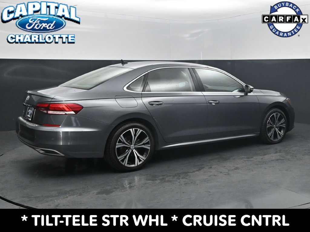 Used 2021 Volkswagen Passat 2.0T SE FWD image 7