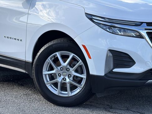 Used 2022 Chevrolet Equinox LT FWD image 3