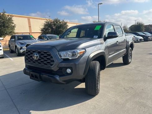 Used 2023 Toyota Tacoma TRD Off-Road image 7