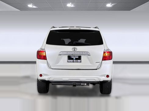 Used 2010 Toyota Highlander Limited AWD/4WD image 10
