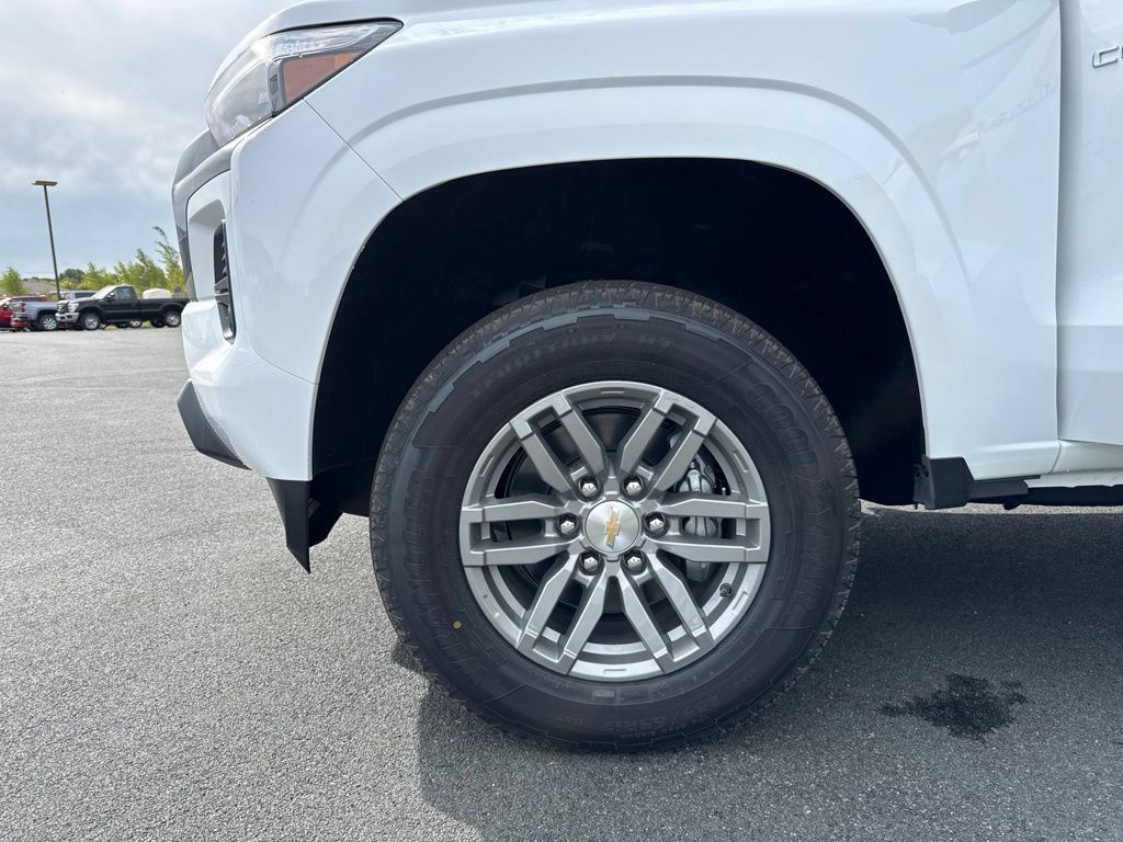 New 2026 Chevrolet Colorado LT w/ LT Convenience Package AWD/4WD image 38