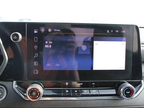 Used 2024 Chevrolet Colorado W/T image 45