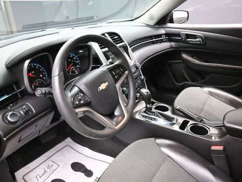 Used 2015 Chevrolet Malibu LT FWD image 14