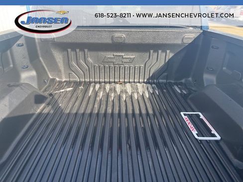 Used 2022 Chevrolet Silverado 1500 LT image 7