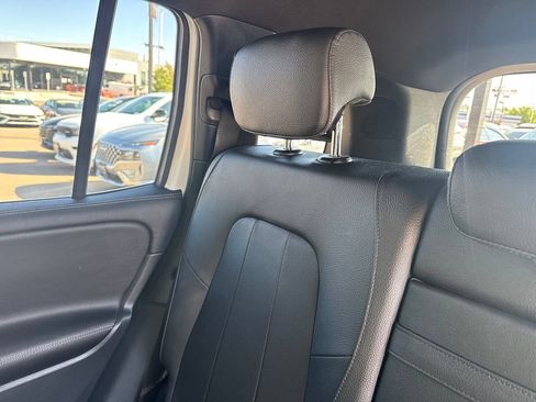 Used 2024 Mercedes-Benz GLB 250 image 28