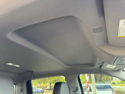 Used 2021 Chevrolet Silverado 1500 LTZ image 47