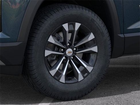 New 2026 Chevrolet Equinox LT w/ Convenience Package II image 9