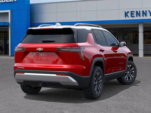 New 2026 Chevrolet Equinox LT image 4