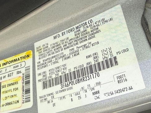 Used 2017 Ford Fusion SE image 31