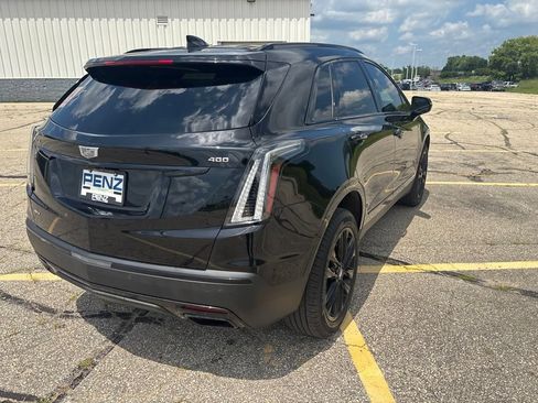 Used 2022 Cadillac XT5 Sportv w/ LPO, ONYX Package AWD/4WD image 8