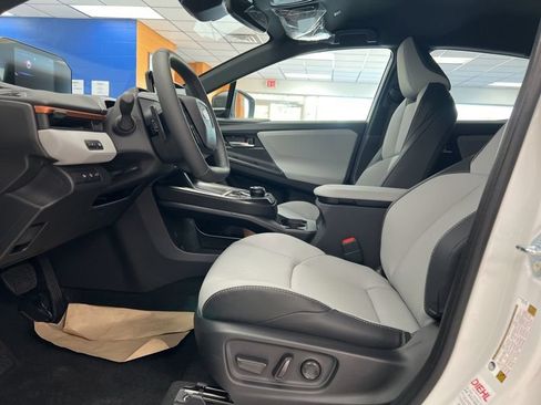 New 2026 Subaru Uncharted AWD image 21