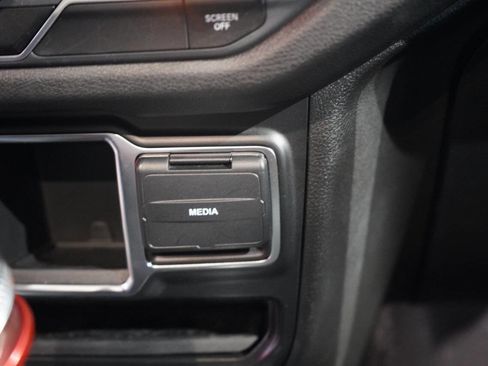 Used 2024 Jeep Wrangler Sport image 94