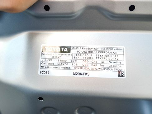 New 2026 Toyota Corolla Cross LE FWD image 15