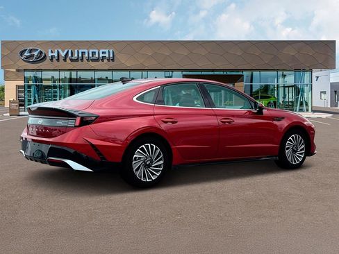 New 2025 Hyundai Sonata SEL FWD image 8