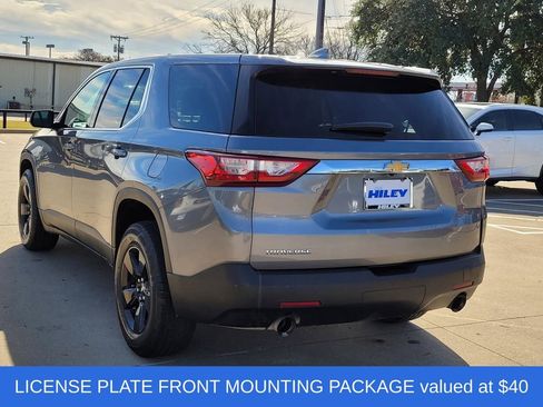 Used 2020 Chevrolet Traverse LS image 3