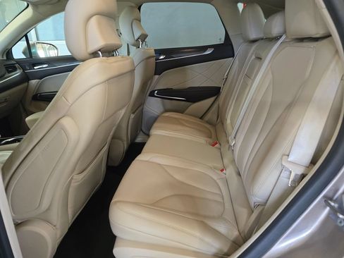 Used 2019 Lincoln MKC Reserve w/ MKC Climate Package FWD image 25