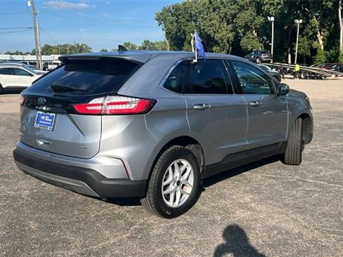 Certified 2023 Ford Edge SEL w/ Convenience Package image 4