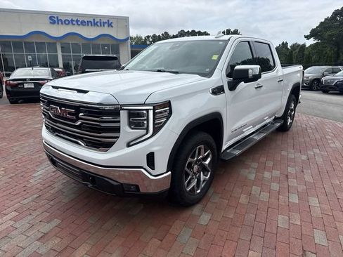 Used 2024 GMC Sierra 1500 SLT w/ SLT Premium Package AWD/4WD image 32