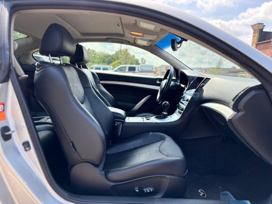 Used 2009 INFINITI G37 x Coupe w/ Premium Pkg AWD/4WD image 15