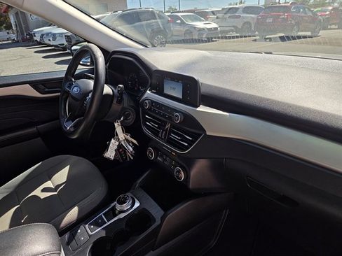 Used 2021 Ford Escape S image 6
