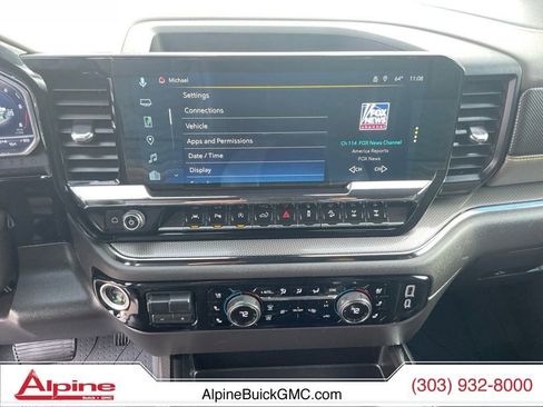 Used 2024 Chevrolet Silverado 1500 ZR2 w/ Technology Package image 11