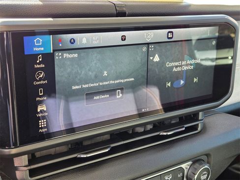 Used 2025 Jeep Gladiator Sport image 13