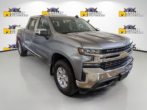 Used 2022 Chevrolet Silverado 1500 LT w/ Convenience Package II AWD/4WD image 3