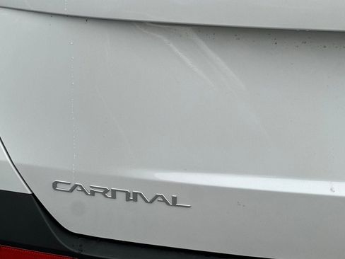 New 2026 Kia Carnival LXS image 28