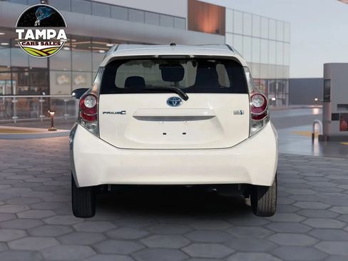 Used 2012 Toyota Prius C One image 6