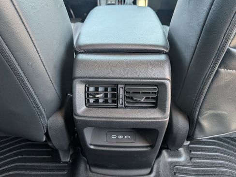 Used 2024 Honda CR-V EX-L image 7