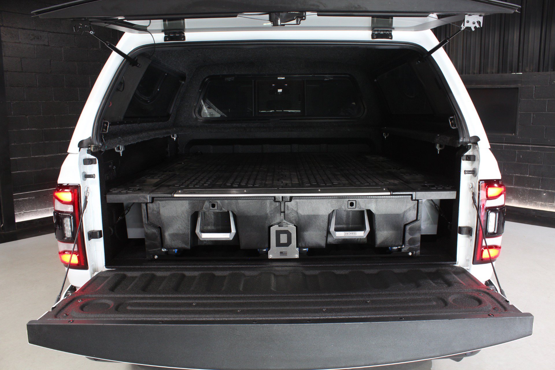 Used 2024 RAM 2500 Laramie w/ Night Edition AWD/4WD image 21