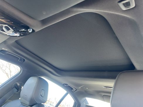 Used 2025 BMW i5 eDrive40i image 16