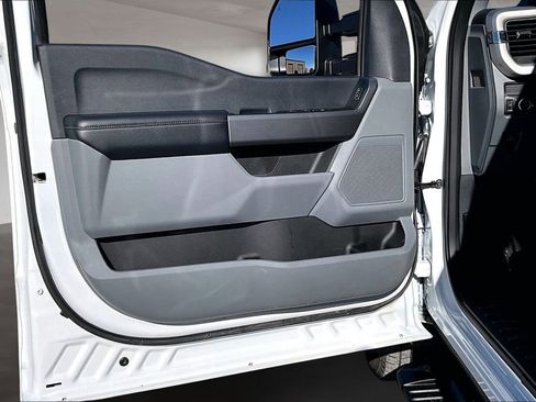 Used 2025 Ford F250 XLT image 20