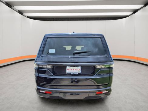New 2026 Jeep Grand Wagoneer Limited AWD/4WD image 5