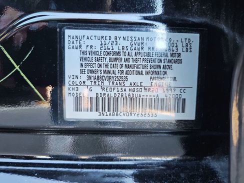 Used 2024 Nissan Sentra SV image 41