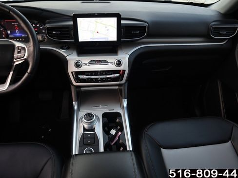 Used 2022 Ford Explorer XLT w/ Equipment Group 202A image 20