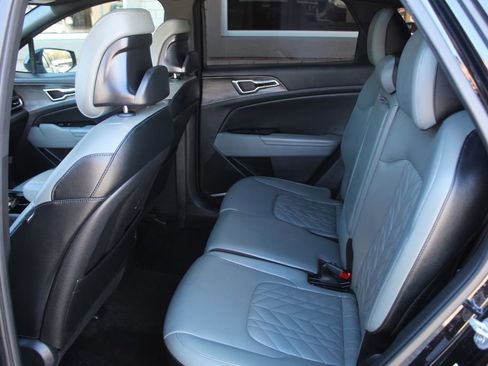 Used 2023 Kia Sportage X-Line w/ X-Line Premium Package image 15