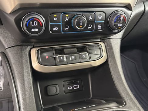 Used 2023 GMC Acadia Denali w/ Trailering Package image 32