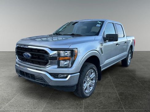 Used 2023 Ford F150 XLT w/ Trailer Tow Package AWD/4WD image 3
