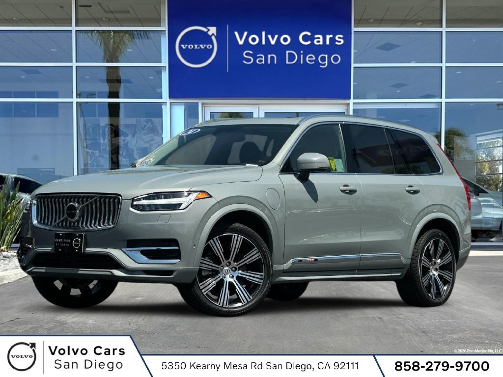 Certified 2024 Volvo XC90 T8 Plus AWD/4WD image 1