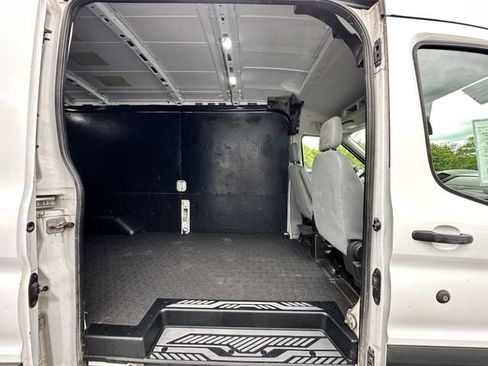 Certified 2019 Ford Transit 150 148 Medium Roof RWD image 18